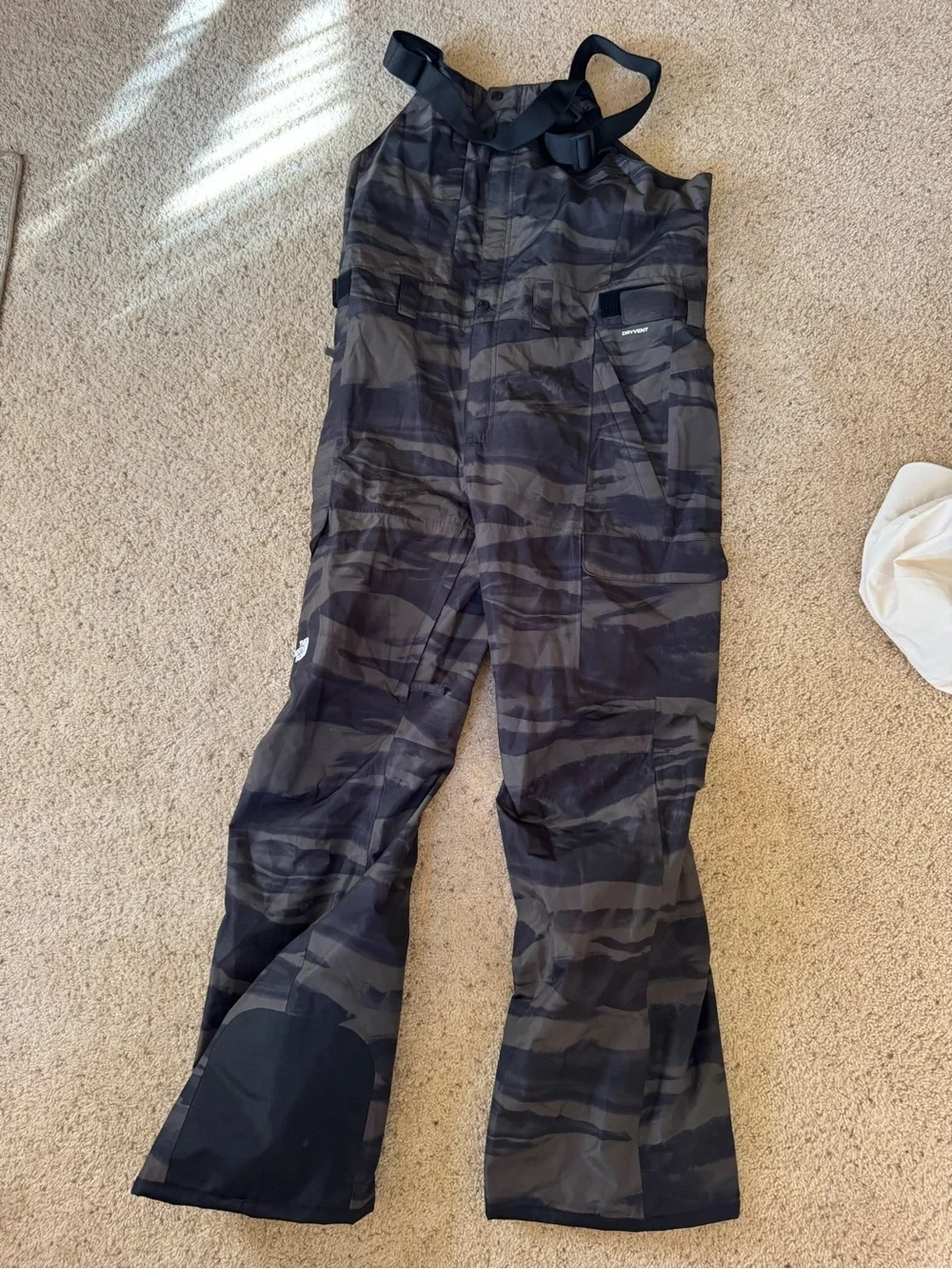 The North Face Men's Freedom Bib - non insulated bib snowpant